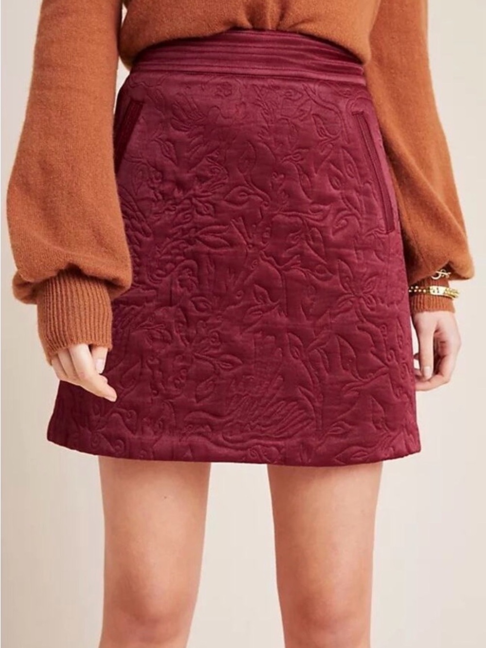 Maeve Anthropologie Burgundy Quilted Embroidered A-Line Mini Skirt size 2